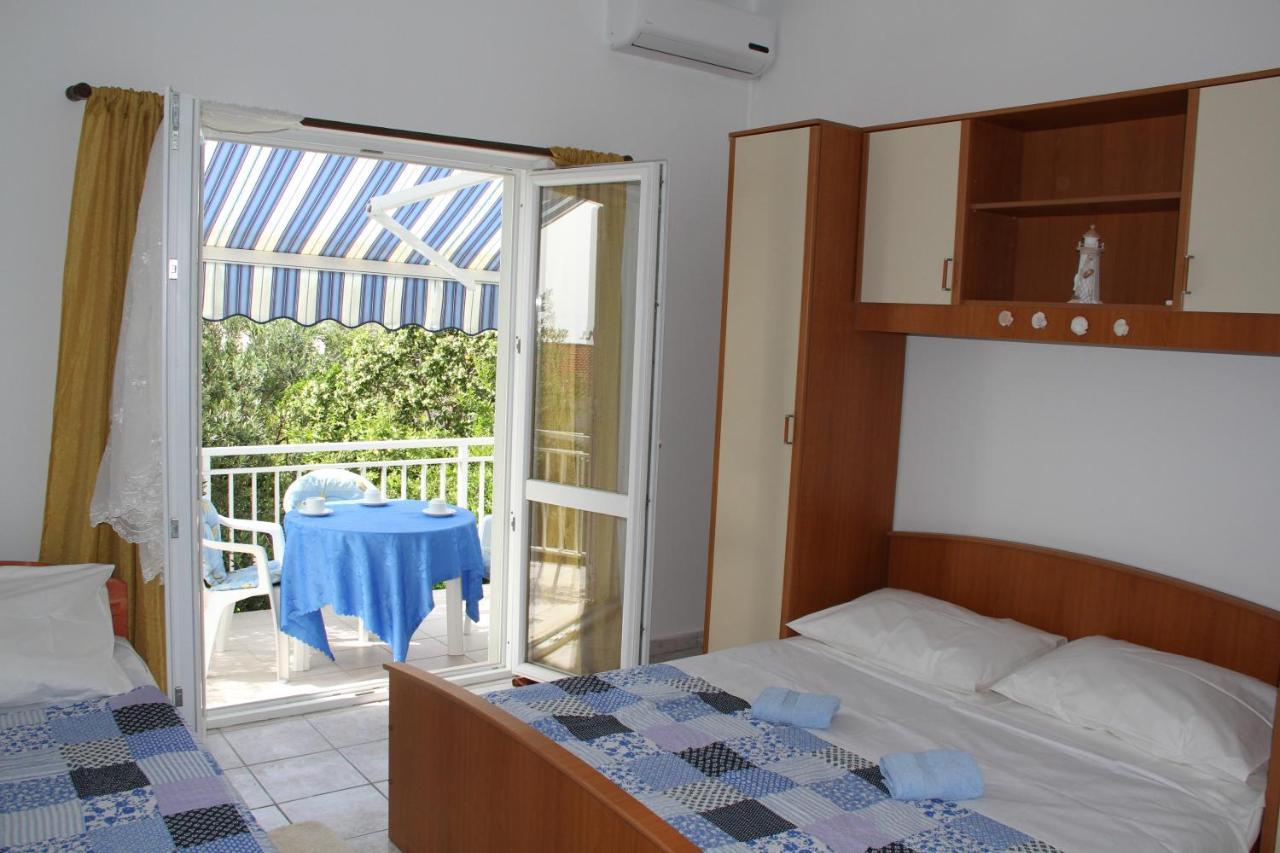 Apartmani Anitas グラダツ エクステリア 写真
