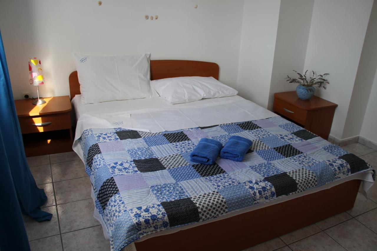 Apartmani Anitas グラダツ エクステリア 写真