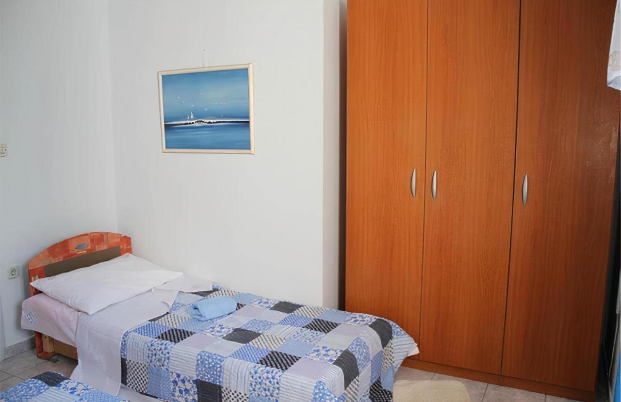 Apartmani Anitas グラダツ エクステリア 写真