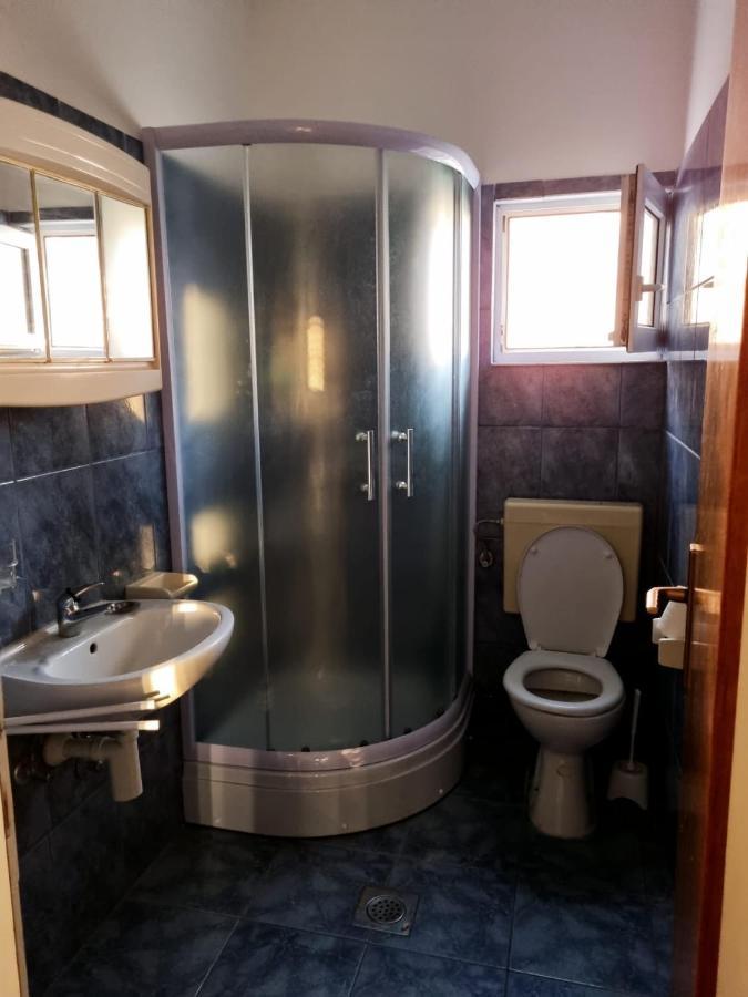Apartmani Anitas グラダツ エクステリア 写真