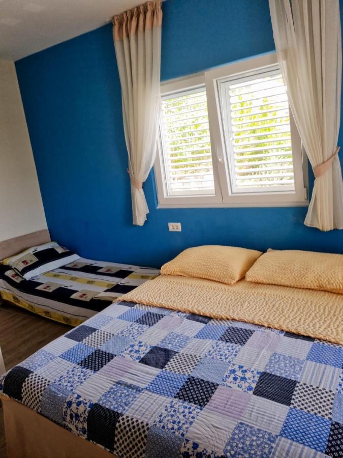 Apartmani Anitas グラダツ エクステリア 写真
